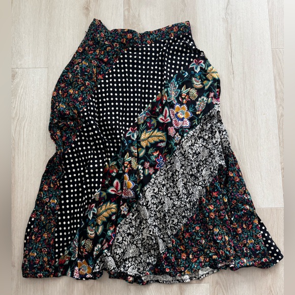 Christina Black and Green Floral Skirt - Picture 2 of 8